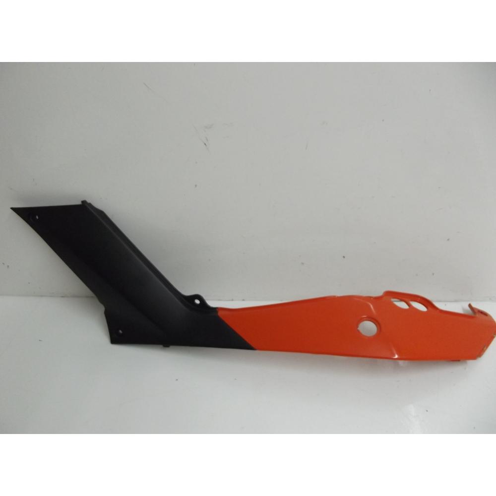 coque arrière gauche KTM DUKE 125 2011-2016