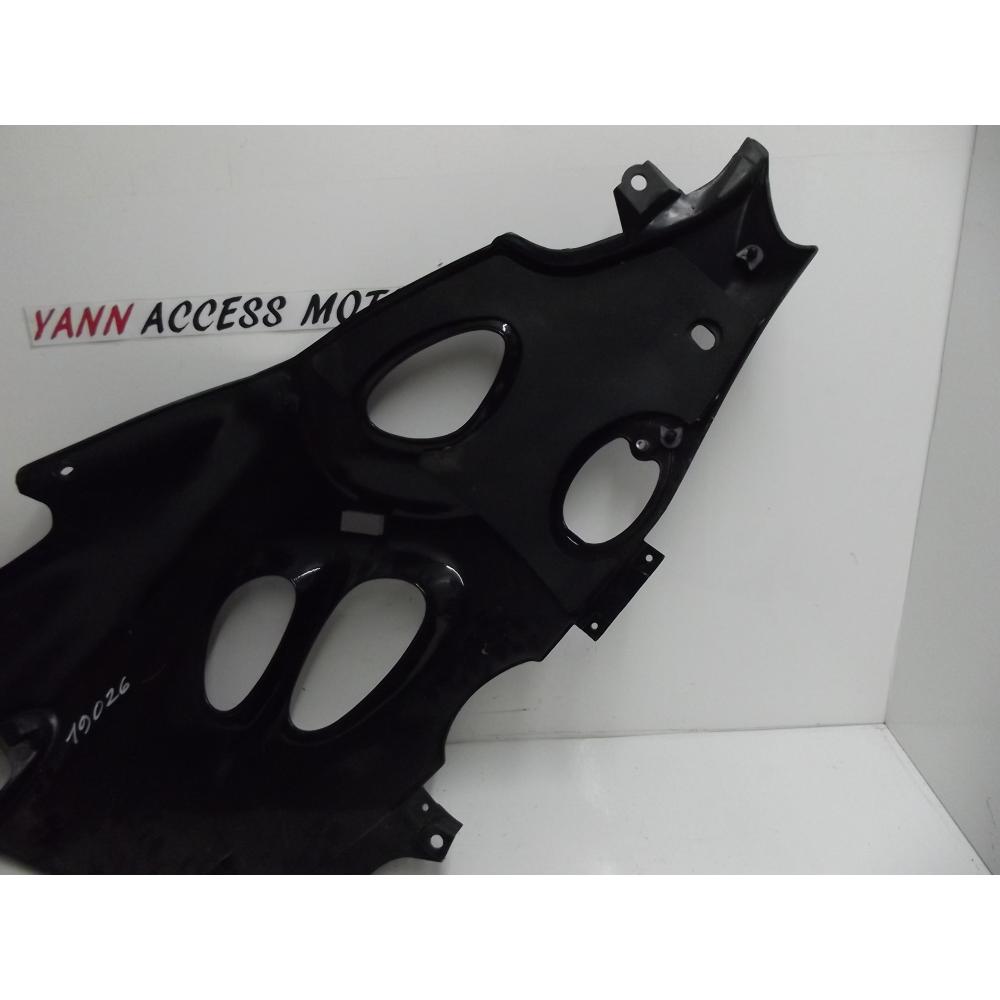 carénage droit noir SUZUKI 600 750 GSXF 1998-2006