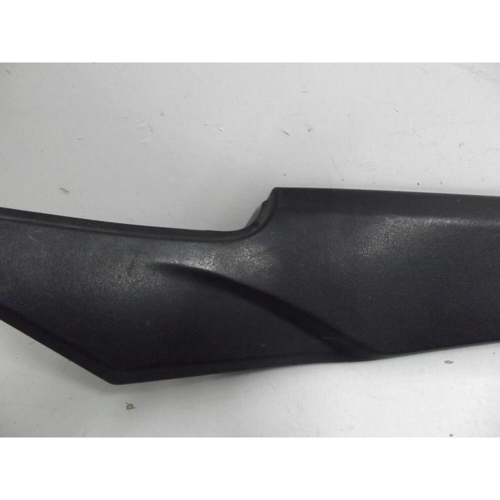 cache sous selle noir droit KAWASAKI ER6 2006-2008