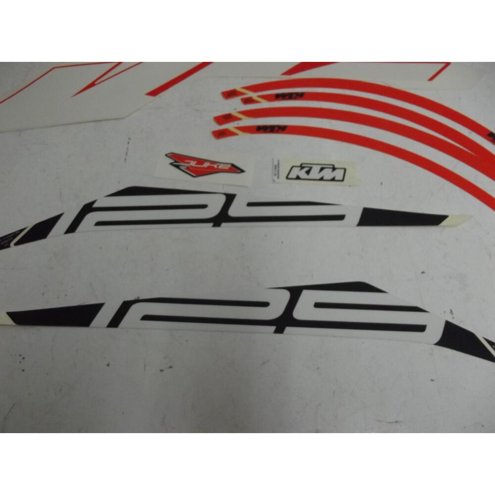 éléments de kit déco KTM 125 DUKE 2017-2021 neuf 