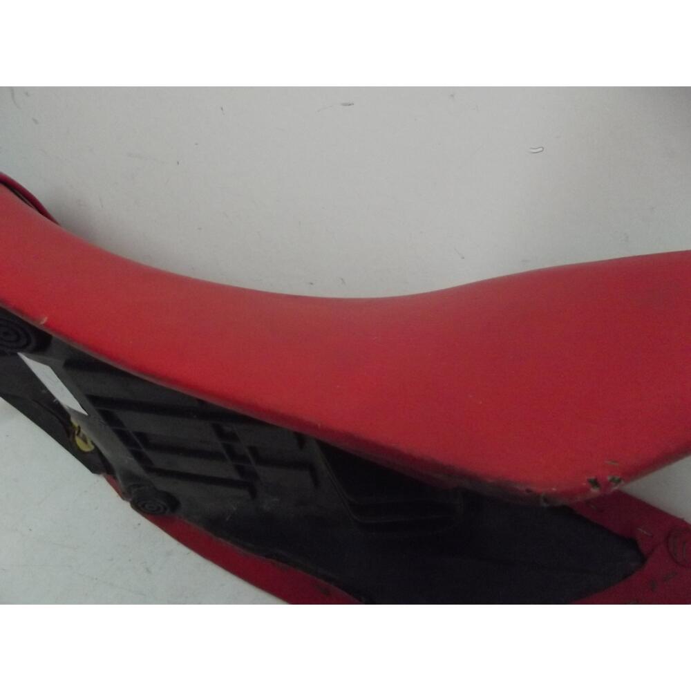 selle YAMAHA SZR 660 1996-1997 bon état référence 4SUF473000