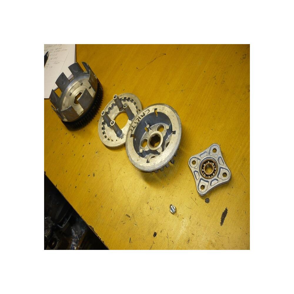 embrayage  honda cm 125 t te twin 1978