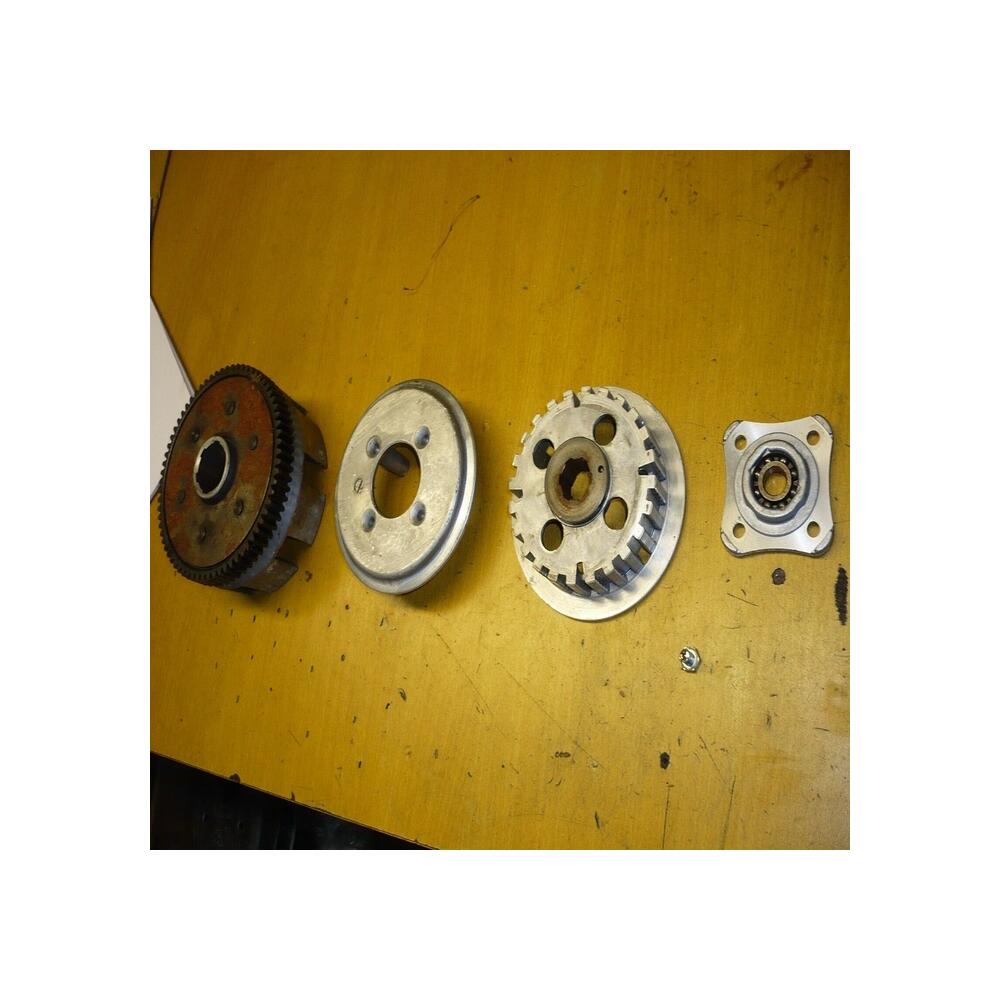 embrayage  honda cm 125 t te twin 1978