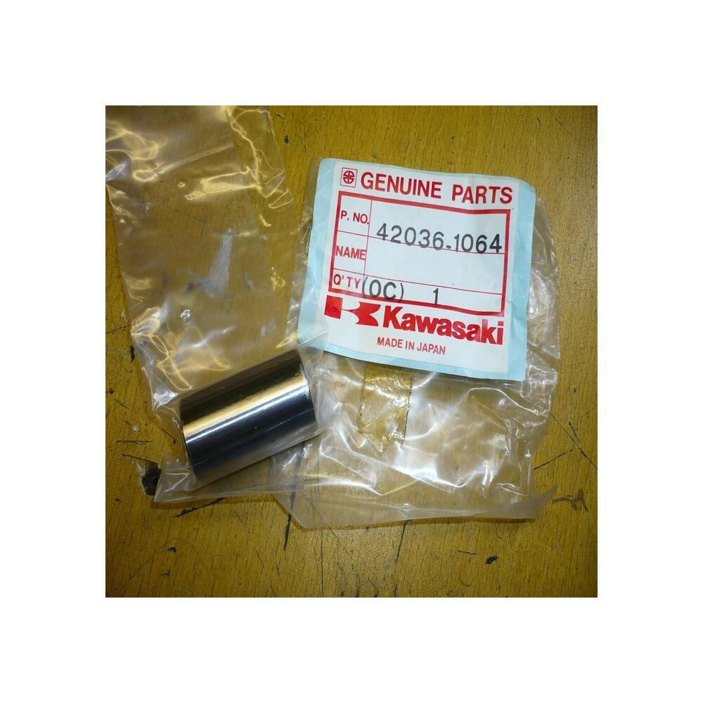 entretoise bras oscillant kawasaki 42036-1064 br bx 125 250 kdx 200 250 kef kx