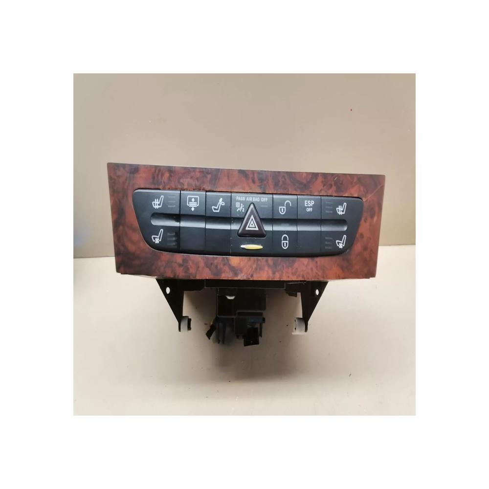 FACADE CHARGEUR de CD MERCEDES CLASSE E W211  A2116800552 2116800552