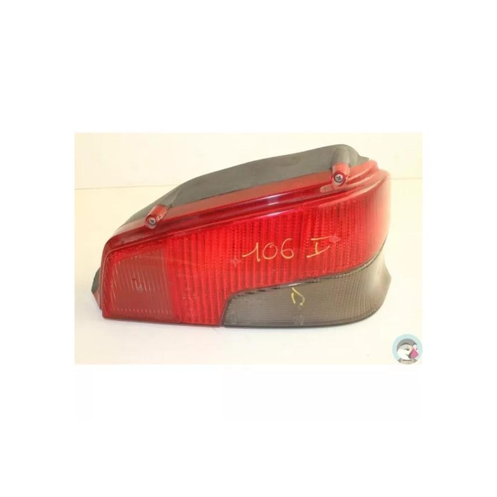Feu arrière droit passager PEUGEOT 106 phase 1 avec platine n°79