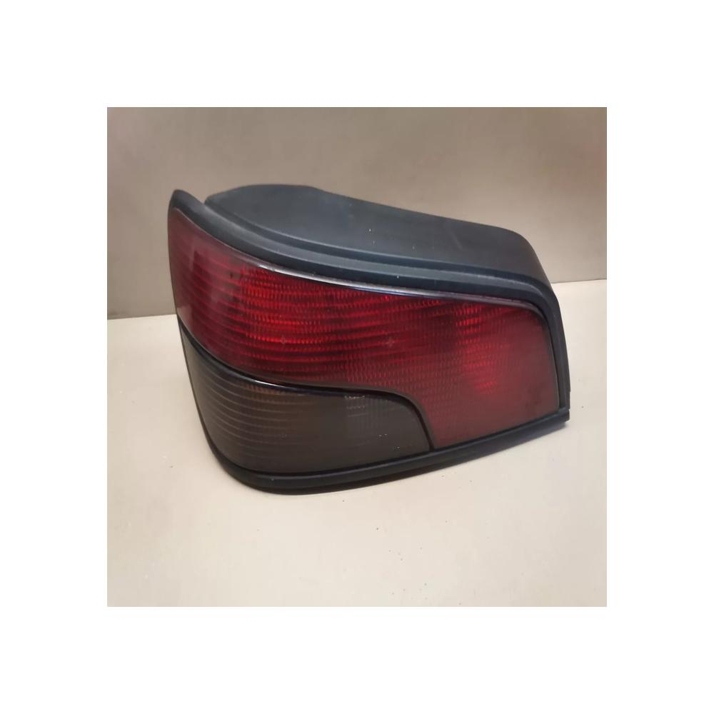 Feu arriere gauche conducteur PEUGEOT 306 phase 1