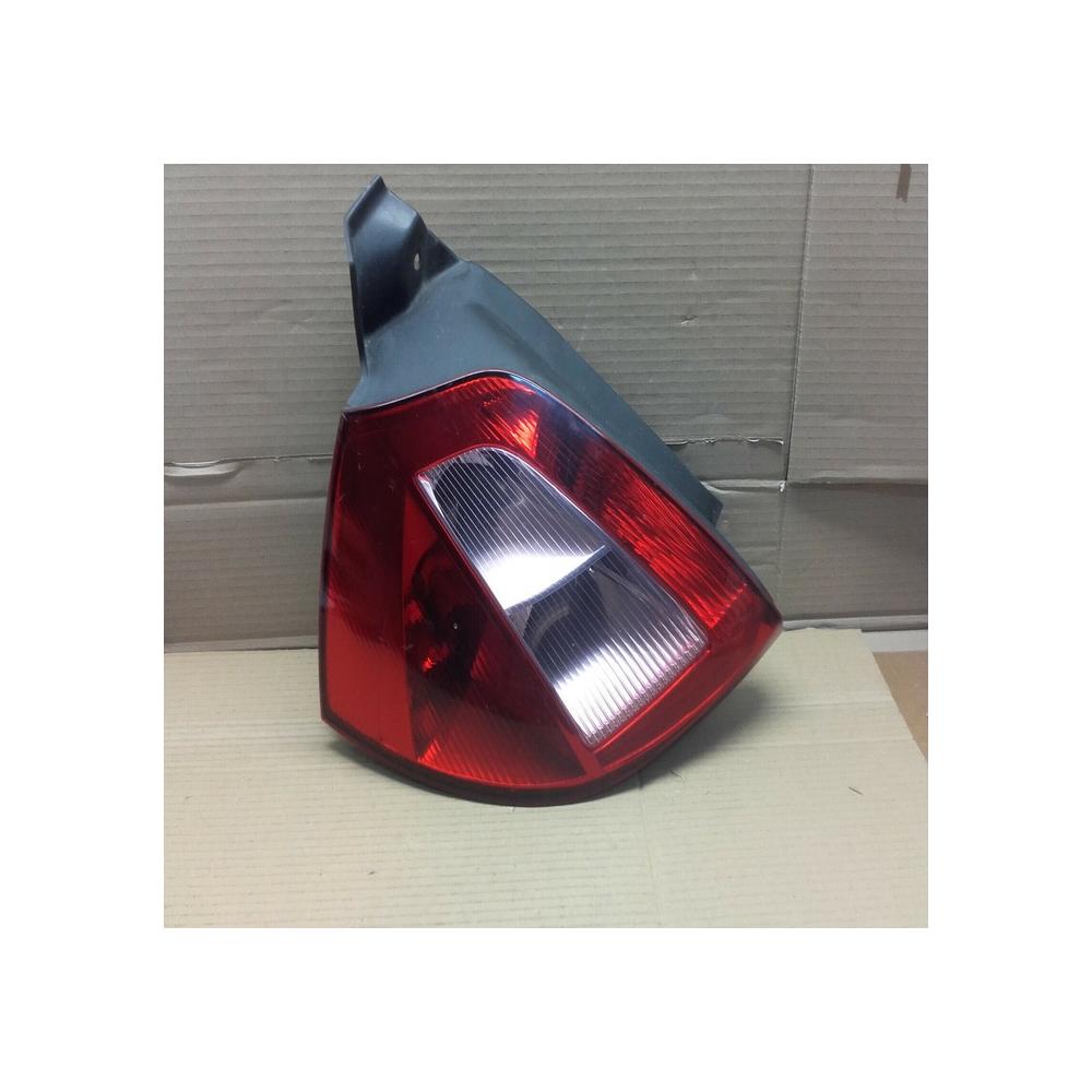 Feu arrière gauche coté conducteur Renault Megane 2 II ref 8200073238