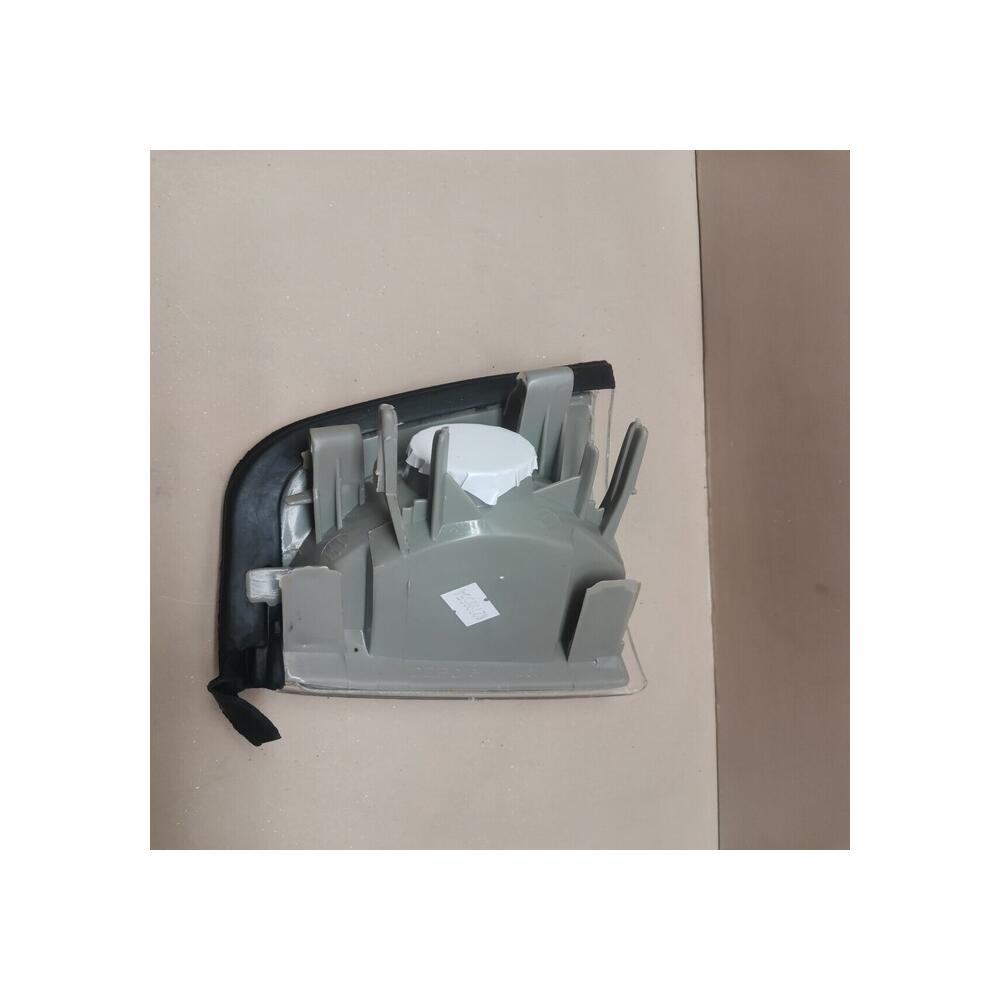 FEU CLIGNOTANT AVANT DROIT PASSAGER AUDI 80 B3 B4 91 - 95 REF 441-1505R