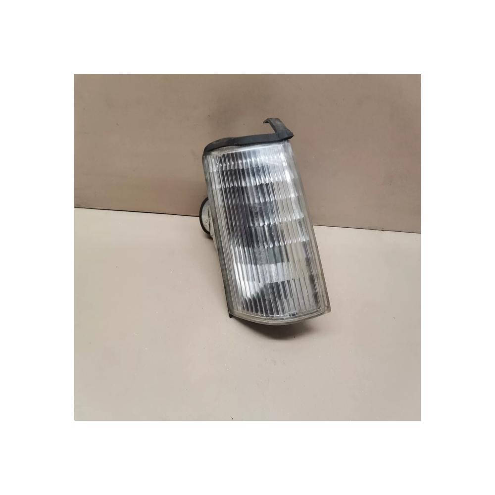 FEU CLIGNOTANT AVANT DROIT PASSAGER RENAULT 21 R21 PHASE 1 REF 7700766829