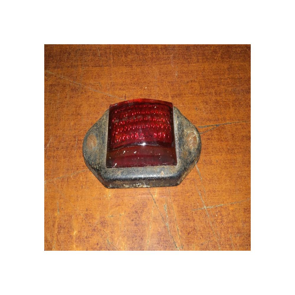 feu rouge en verre ancien cirette  avec support velo cyclo camion voiture ?