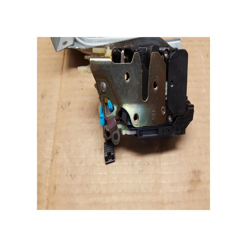 FIAT MAREA  GACHE SERRURE DE PORTE AVANT DROITE