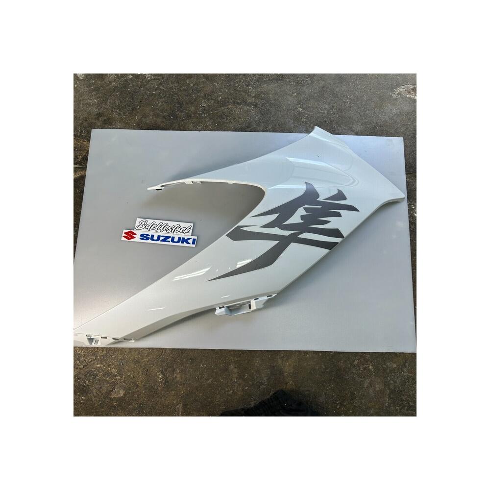 flanc carenage droit suzuki 94470-10L00-YUH gsx-r 1300 hayabusa 2022 2023