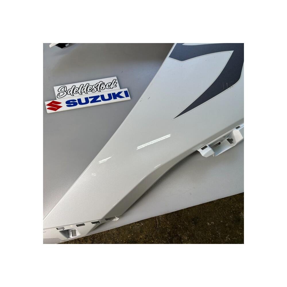 flanc carenage droit suzuki 94470-10L00-YUH gsx-r 1300 hayabusa 2022 2023