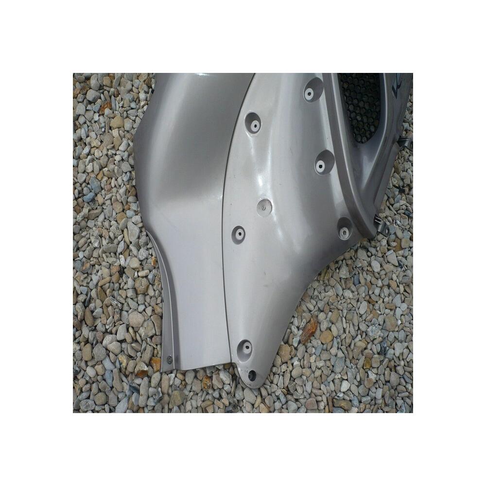 flanc carénage réservoir coté droit   bmw k 1200 lt 1997 a 2003 k589