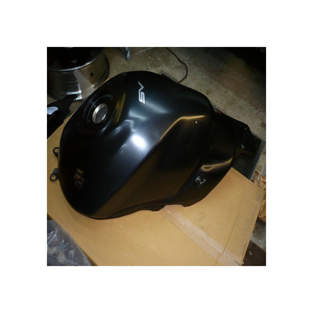 fuel tank réservoir suzuki sv 650 A L7 2017  44100-18K10-ykv