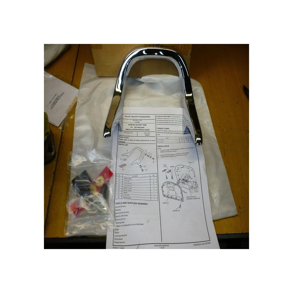 garniture d accent de bequet honda gl 1800 gold wing 2006 2010 08L42-MCA-800A