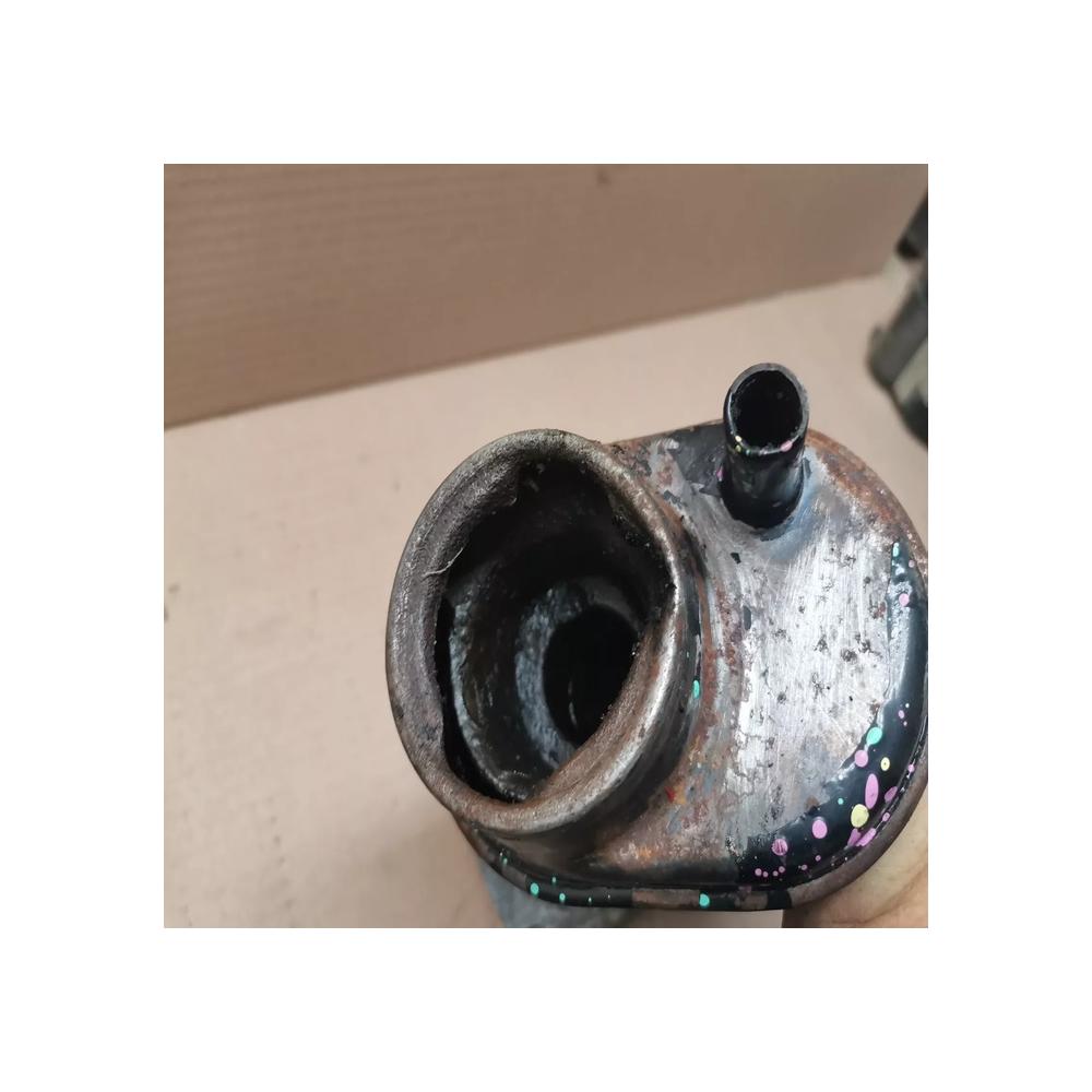 Goulotte remplissage huile  support alternateur Cox Coccinelle 1300 113101211B