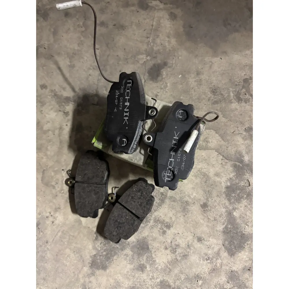 4 Plaquettes de Frein TECHNIK'A - RENAULT - WVA 20937