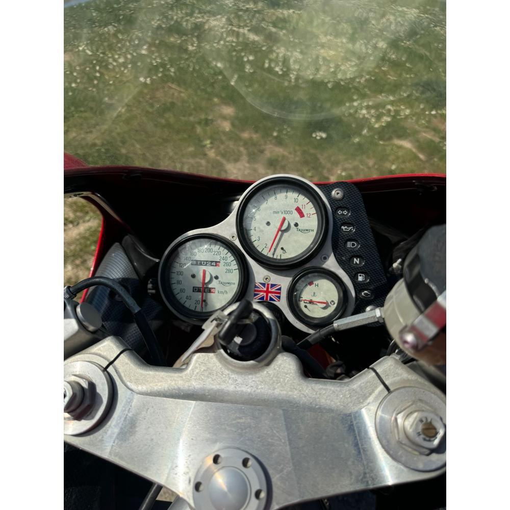 Moto Triumph T595 2002 80000km 