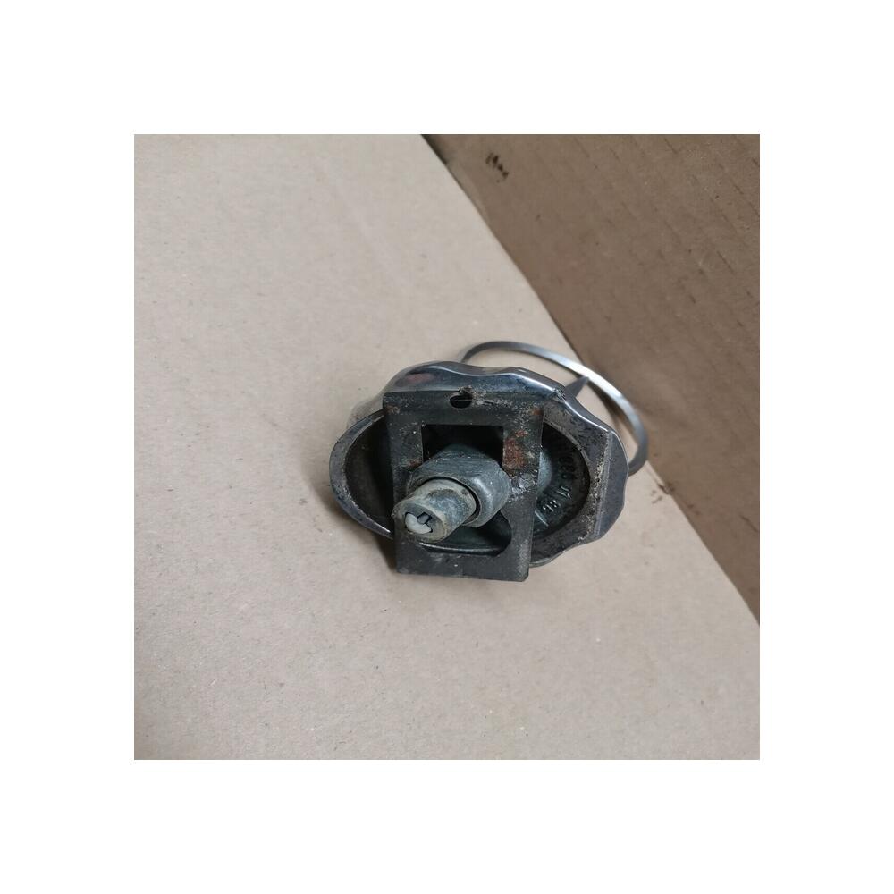 insigne etoile de calandre mercedes W114 W115 ref 1158800186