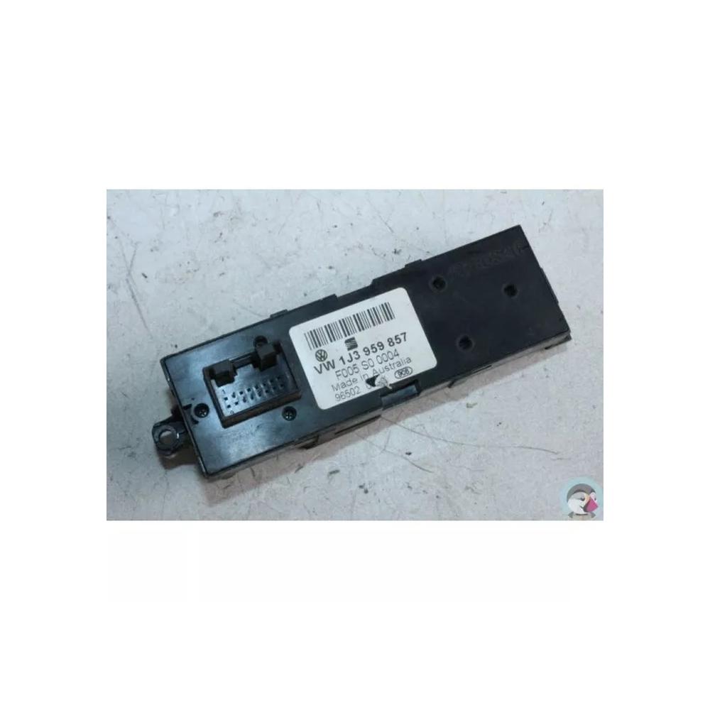 Interrupteur bouton leve vitre VOLKSWAGEN GOLF 4 ref 1J3959857 n°116