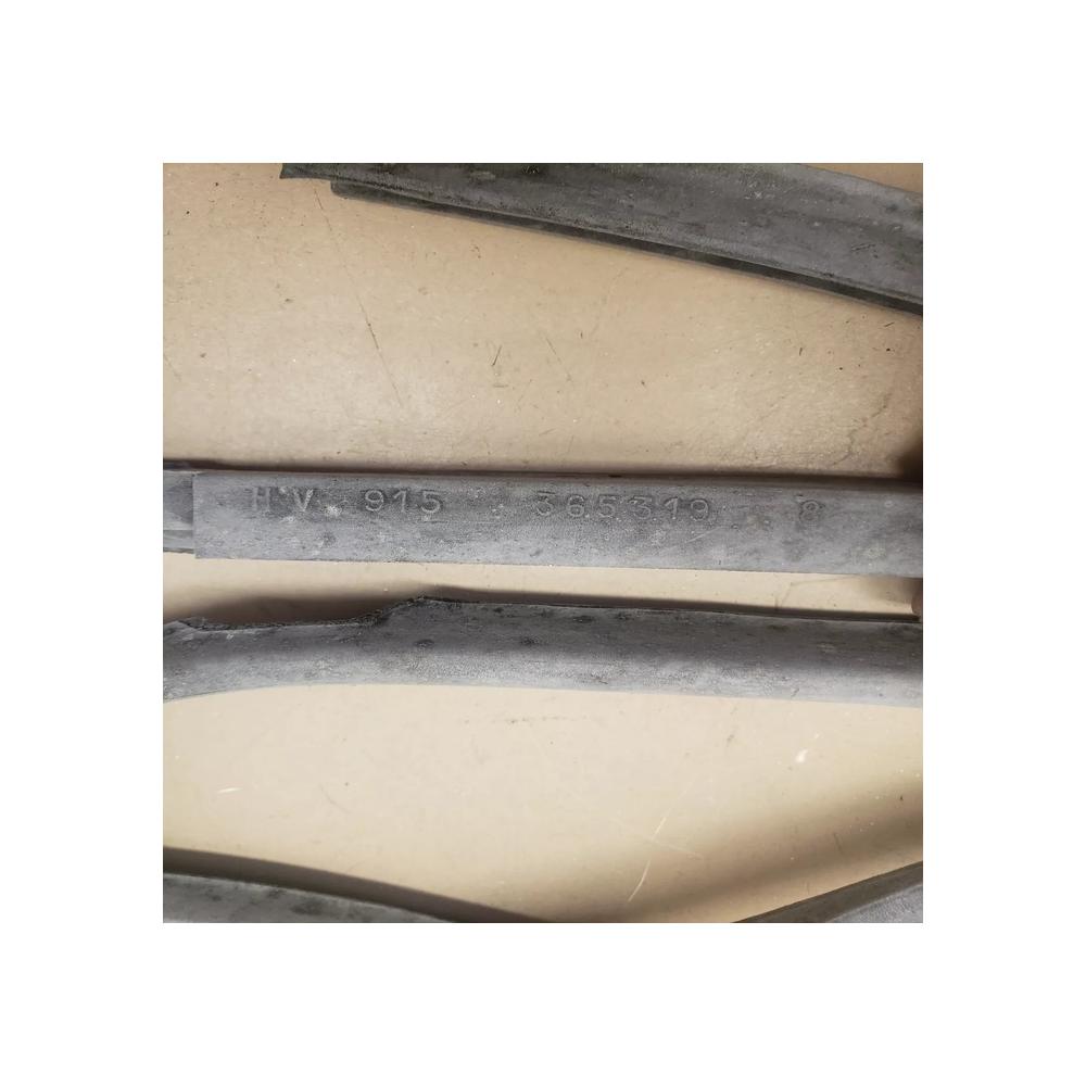 joint caoutchouc porte ou capot Peugeot 504 404