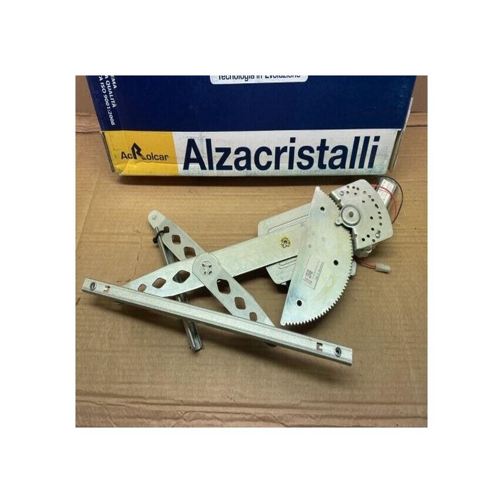 Leve vitre electrique avant gauche conducteur TOYOTA YARIS 4 porte 06-12 017275