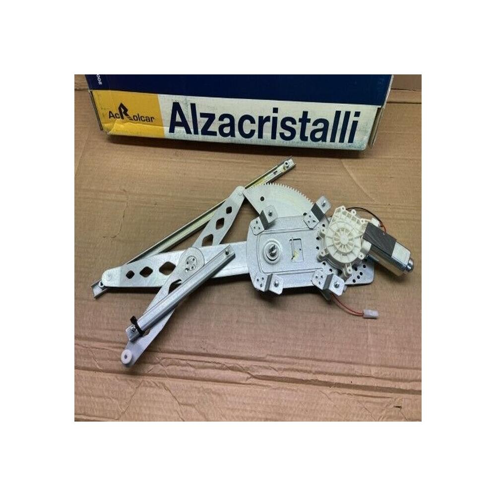 Leve vitre electrique avant gauche conducteur TOYOTA YARIS 4 porte 06-12 017275