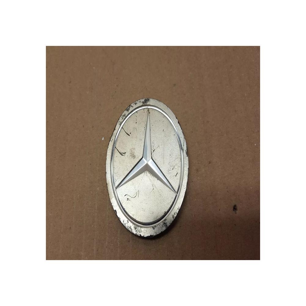 logo embleme insigne mercedes