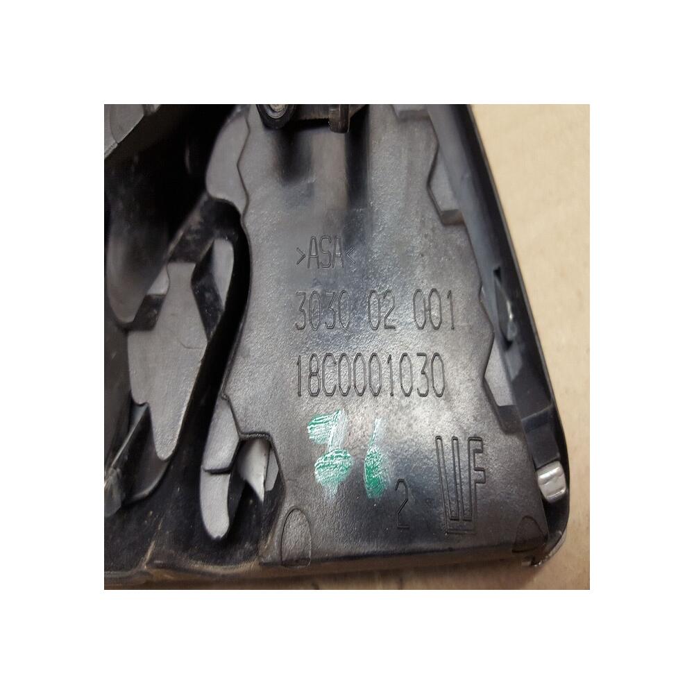 LOGO INSIGNE CALANDRE PEUGEOT 207 REF 18C0001030