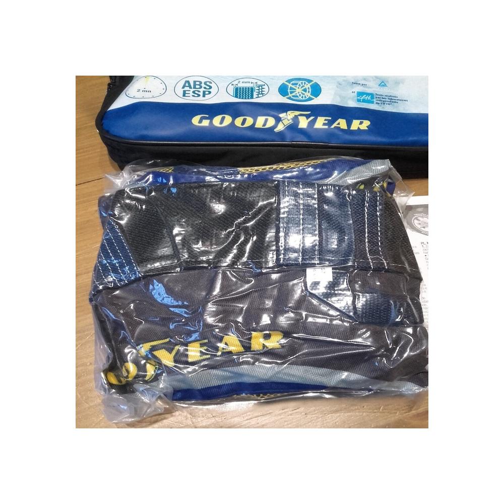 lot de 2 Chaussettes chaînes à neige textile enveloppes GOODYEAR Q09 195/40 R16