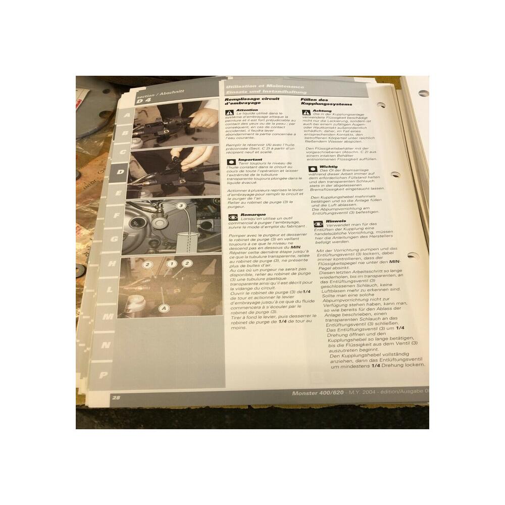 manuel atelier Français allemand werkstatthandbuch ducati monster 400 620 2004