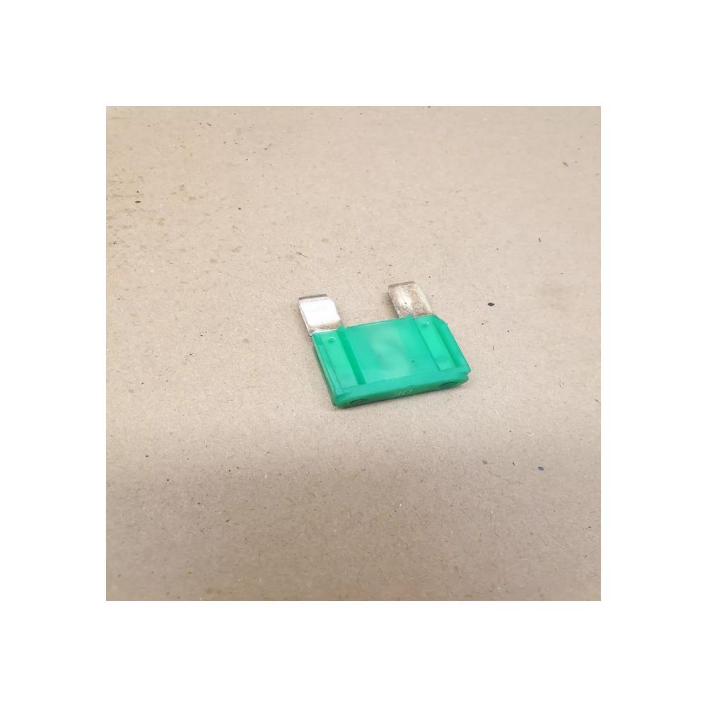 Maxi fusible 30A 32V jaune voiture automobile 2.9X3.5 CM