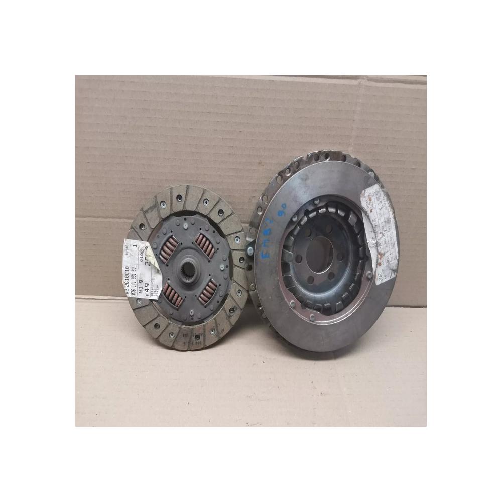 MECANISME DISQUE EMBRAYAGE VW POLO 3 6V 036 141 031SX  036141031SV  036141031SX