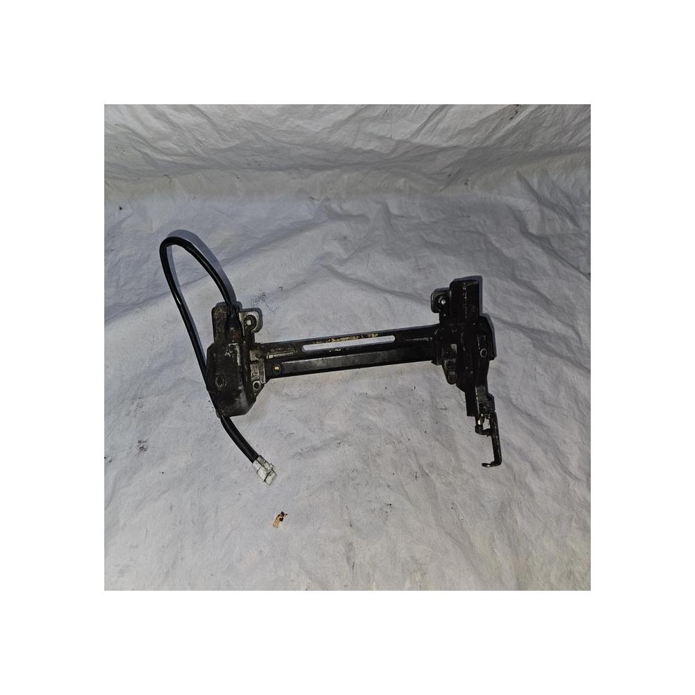 MECANISME FERMETURE SELLE YAMAHA MAJESTY 400 ABS 2004 - 2006