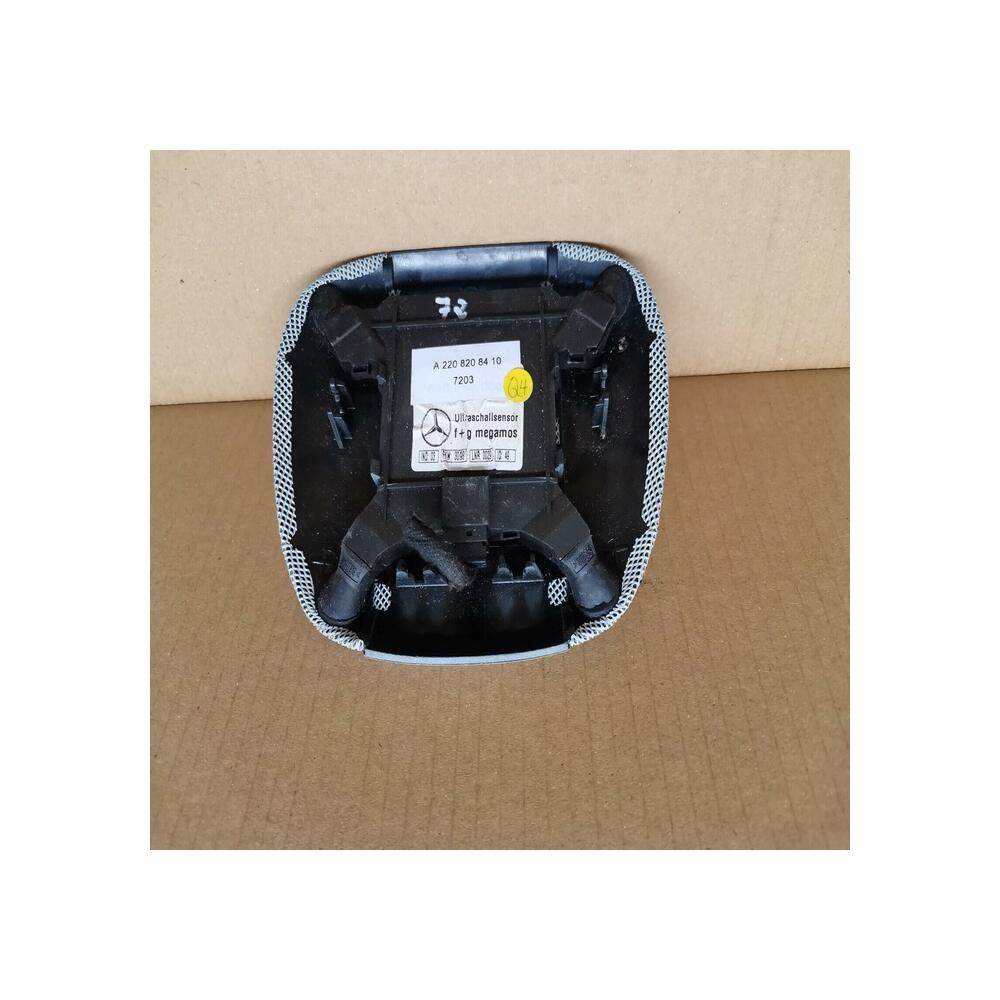 Mercedes W209 W210 W220  capteur ultrason d alarme ref a2208208410