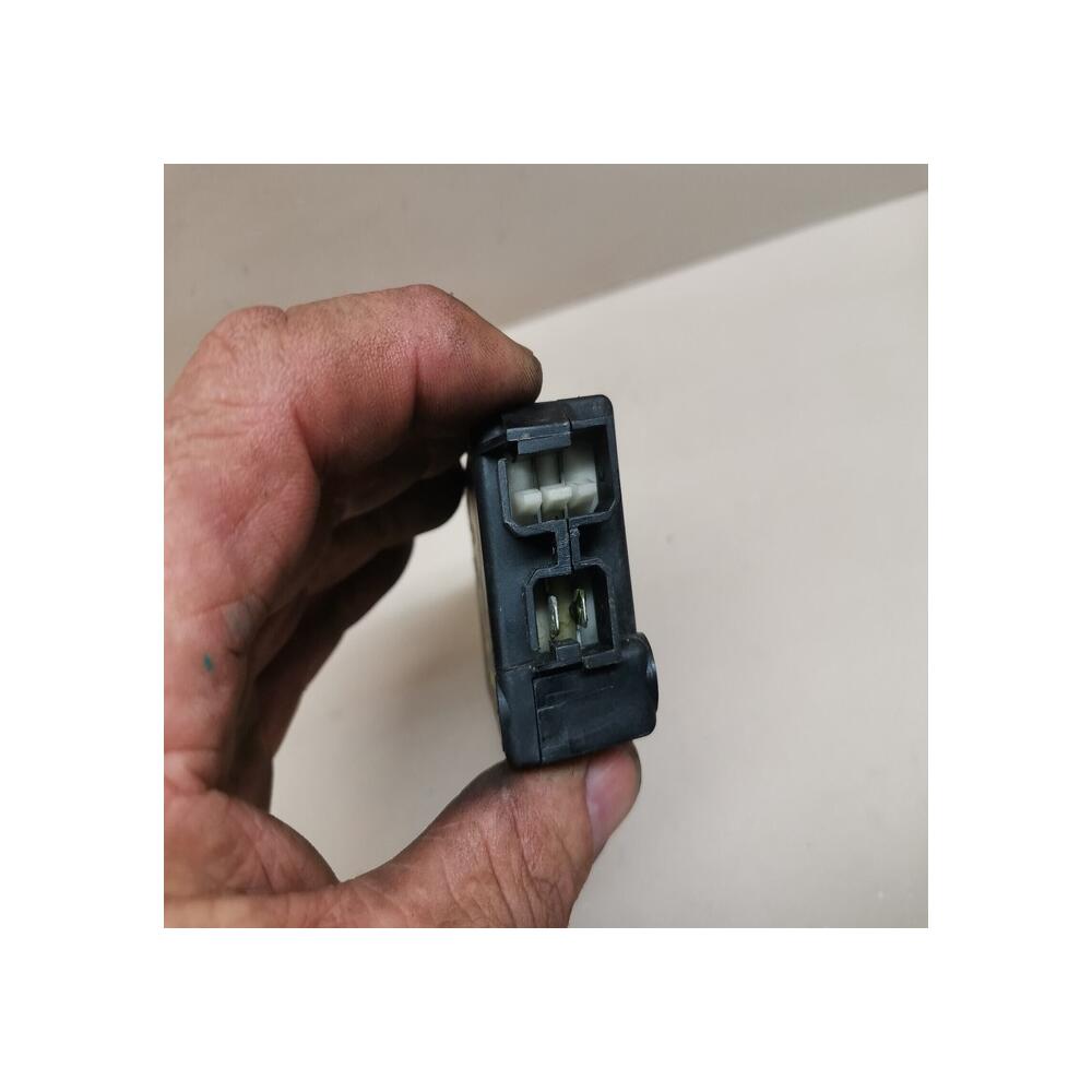 Moteur centralisation de porte arrière Citroën AX SAXO ZX