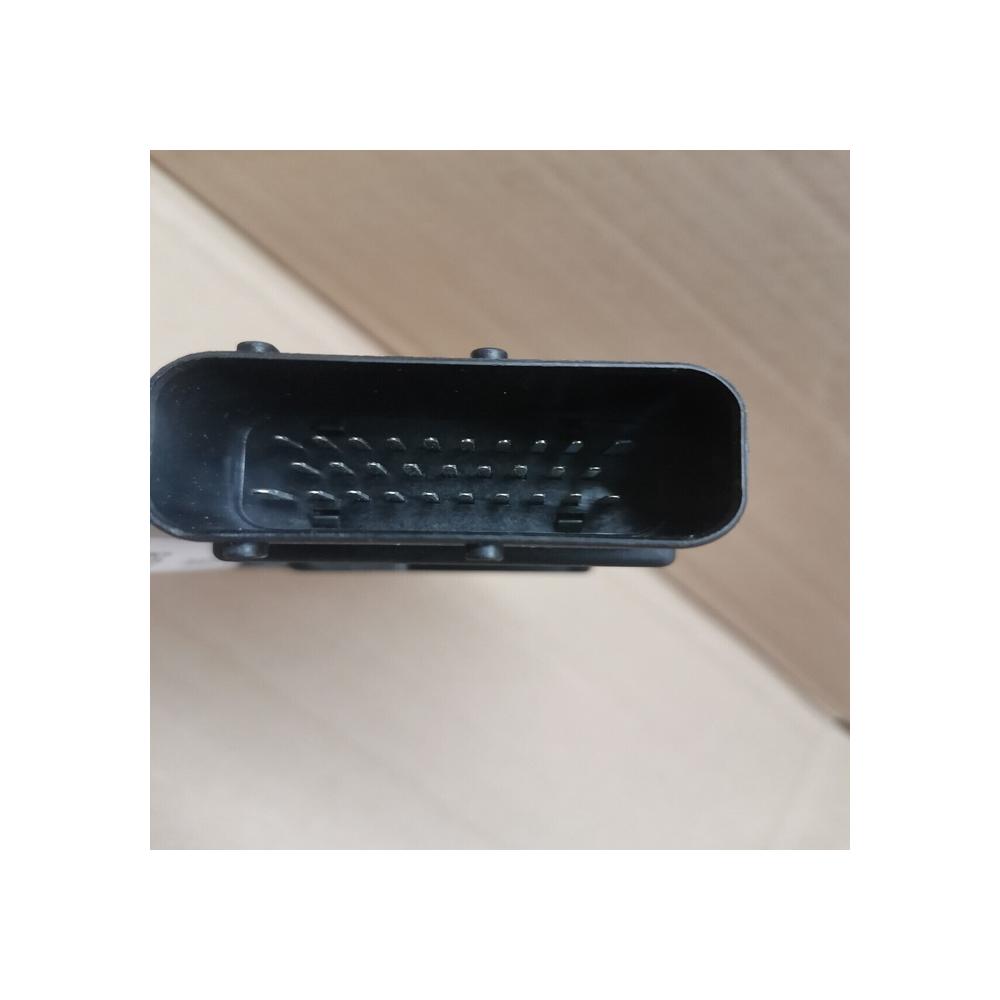 Moteur leve vitre avant droit passager VOLKSWAGEN GOLF 4 REF 1J1959802D