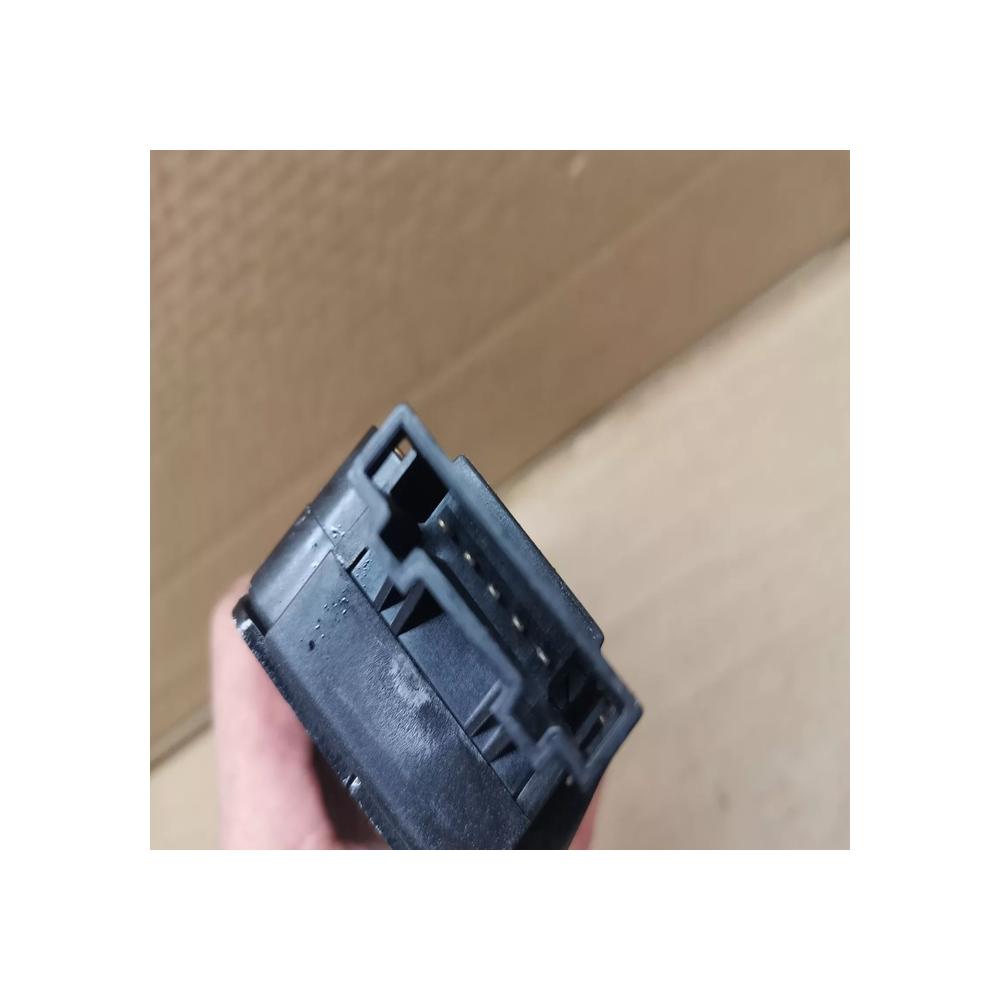 MOTEUR VERROUILLAGE ELECTRIQUE DE COFFRE HAILLON AUDI A7 A8 REF 4H0827383
