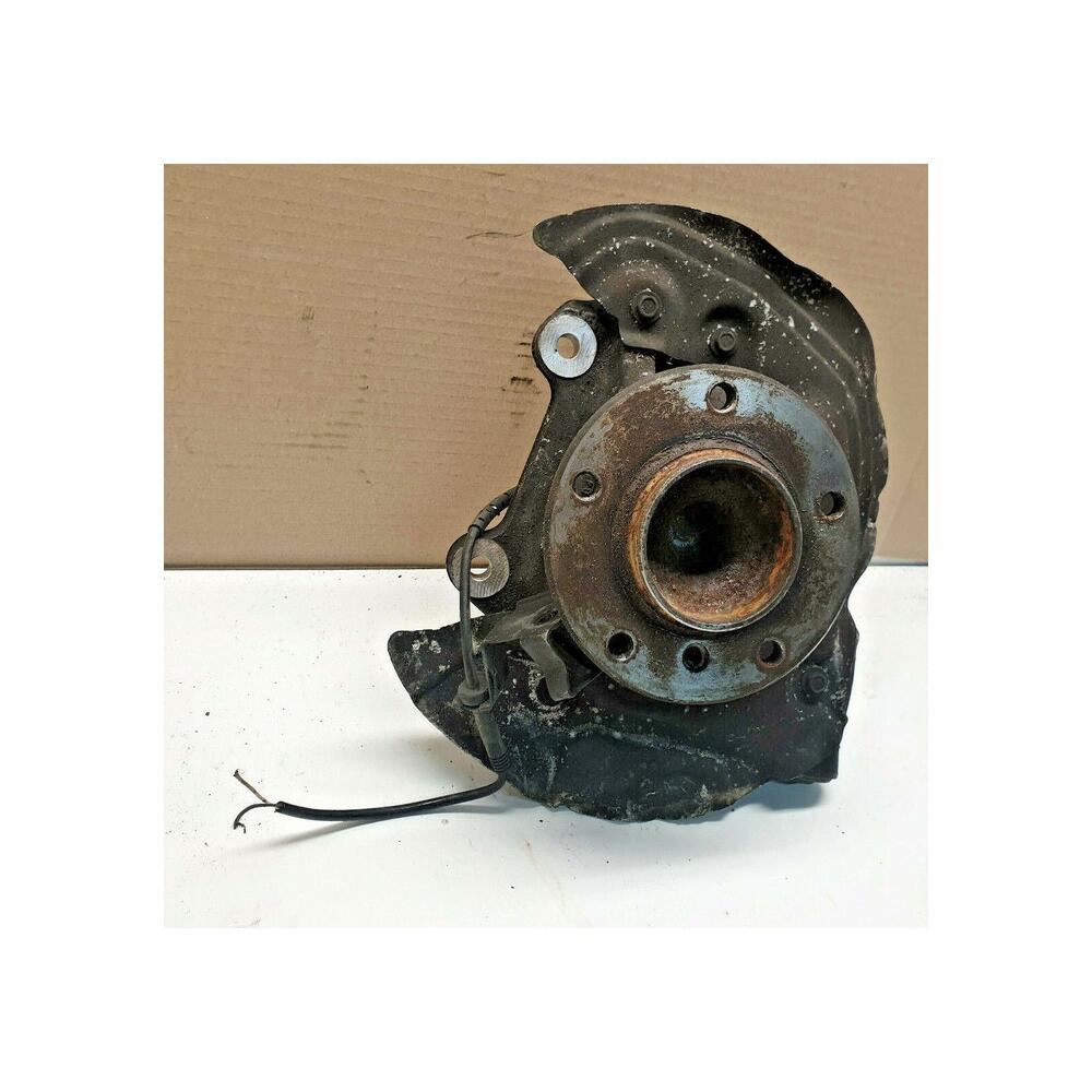 Moyeu fusée avant droit passager BMW SERIE 1 E81 E82 E87 E88 REF 6764444-03