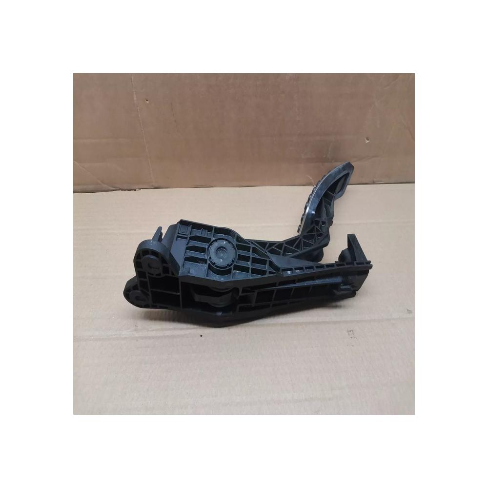 PEDALE POTENTIOMETRE ACCELERATEUR MERCEDES ML W164 REF A1643000104