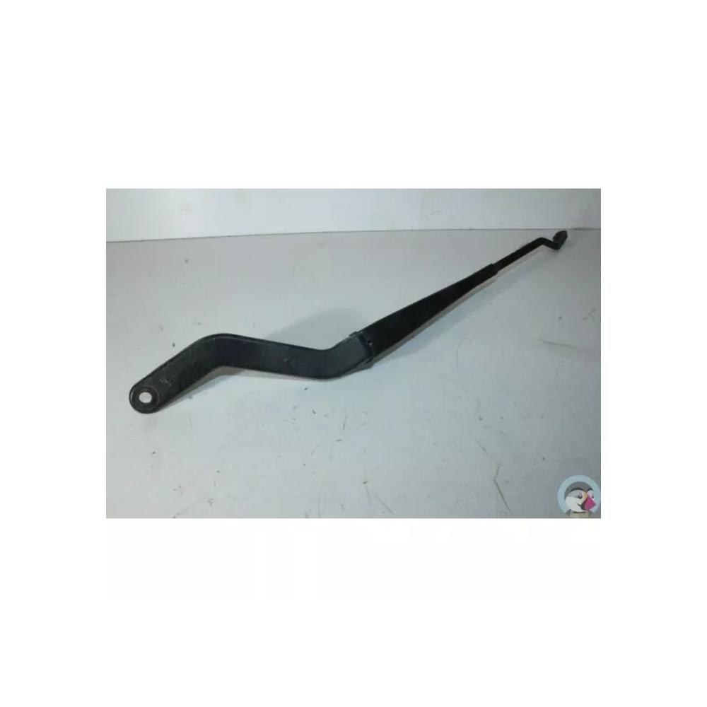 PEUGEOT 106 n°19 Bras essuie glace avant droit d'occasion