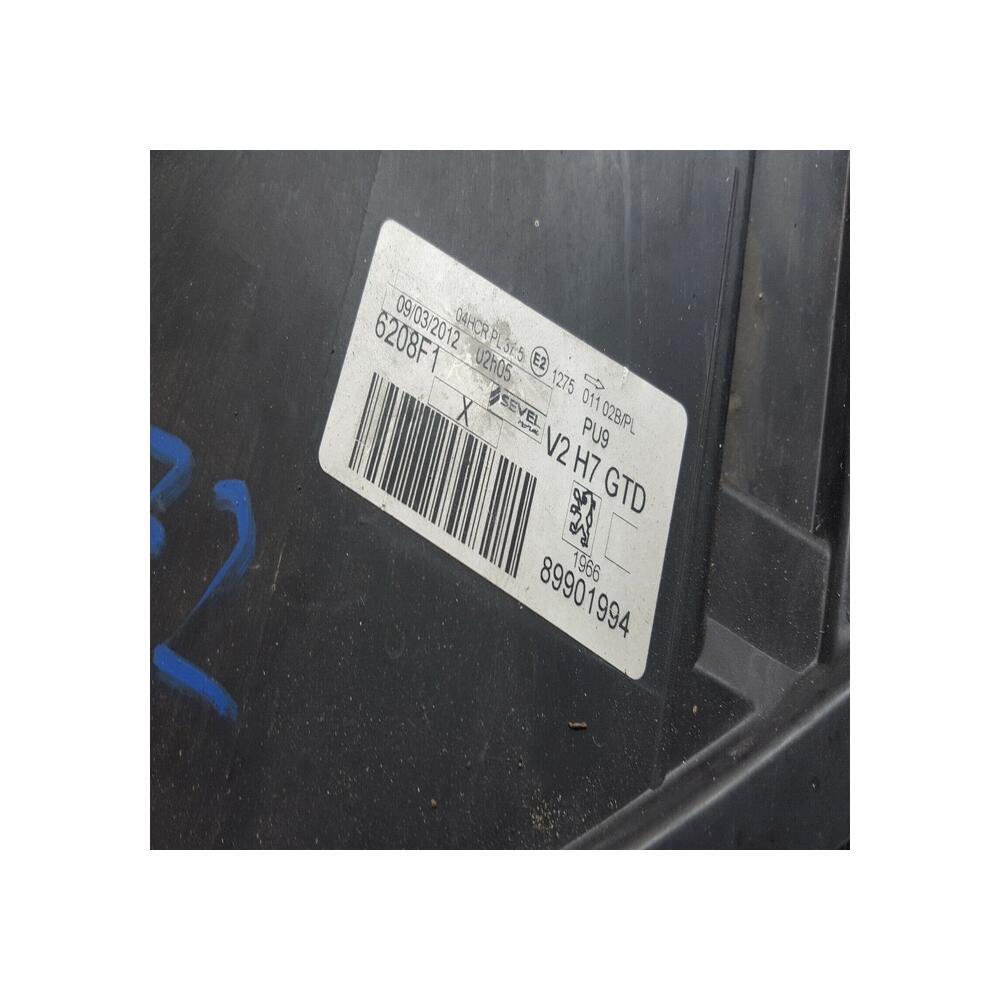 phare optique feu avant GAUCHE CONDUCTEUR Peugeot 807  valeo  89901994 6208F1