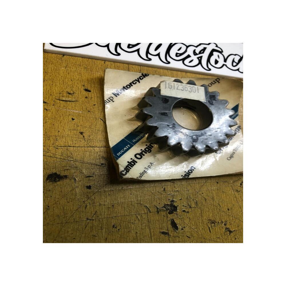 pignon 3eme vitesse 19t Husqvarna Husaberg 161236301 smr 570 630 te 400 410 610