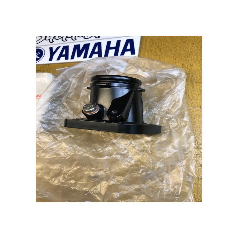 pipe admission carburateur yamaha 2kt-13596-00 fz 700 750 88 fzr 750 r 88 89