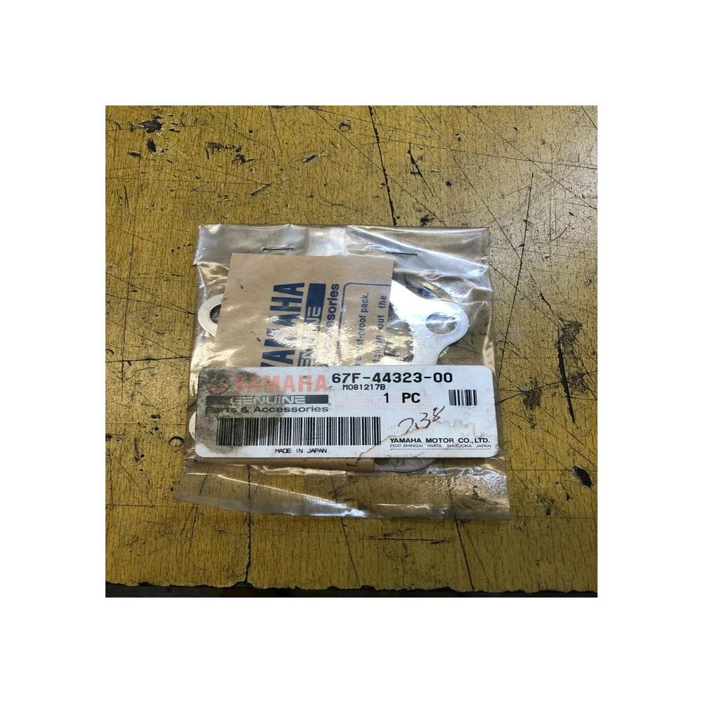 plaque extérieur pompe a eau kawasaki 67f-44323-00 F 75 TLRB F 80 100 hp