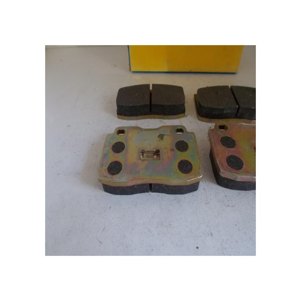 plaquettes de frein avant fiat fiorino 1 2 127 uno gdb359 4435009 - 5888553