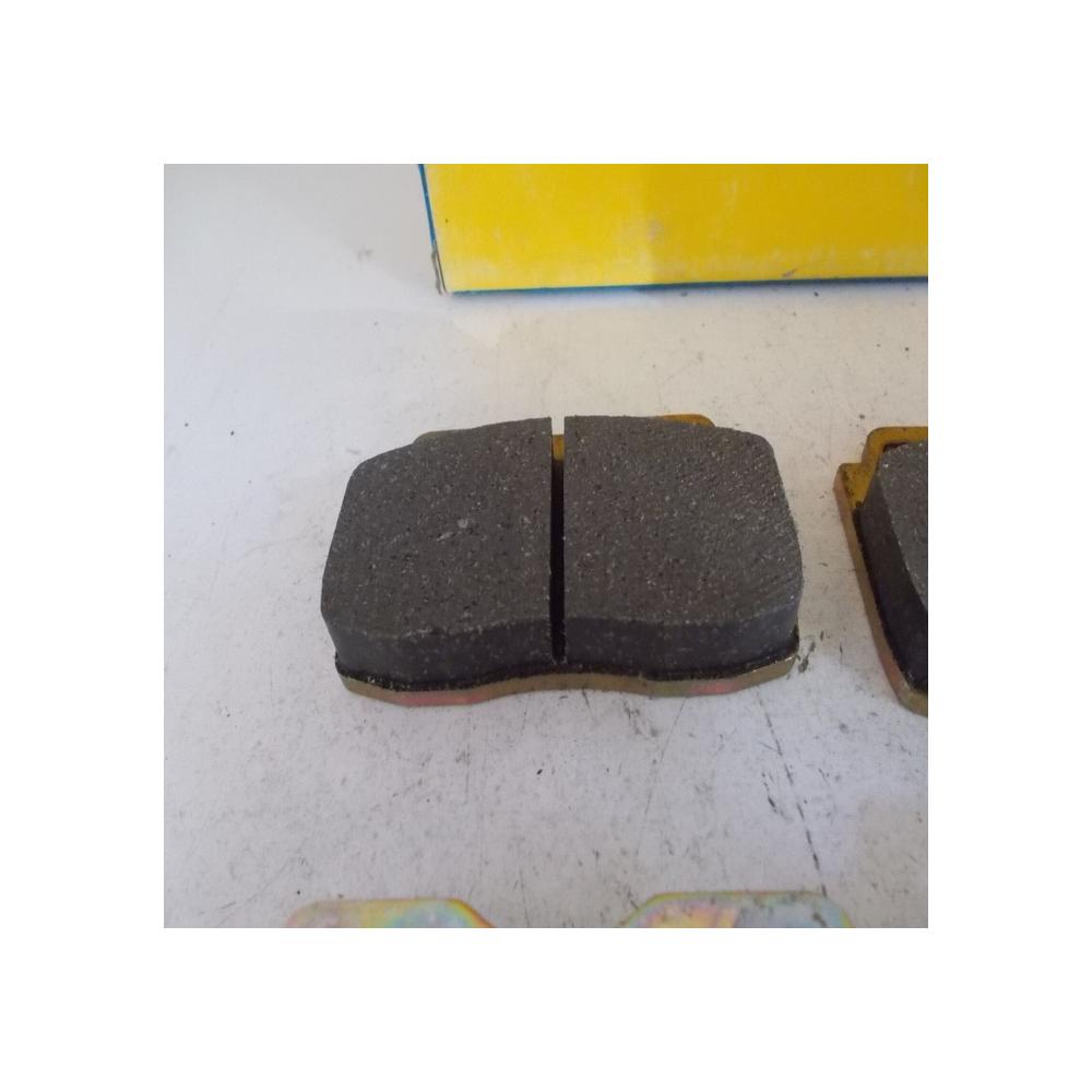 plaquettes de frein avant fiat fiorino 1 2 127 uno gdb359 4435009 - 5888553