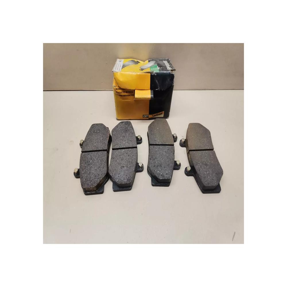 PLAQUETTES DE FREIN AVANT VOLVO 740 760 780 940 960